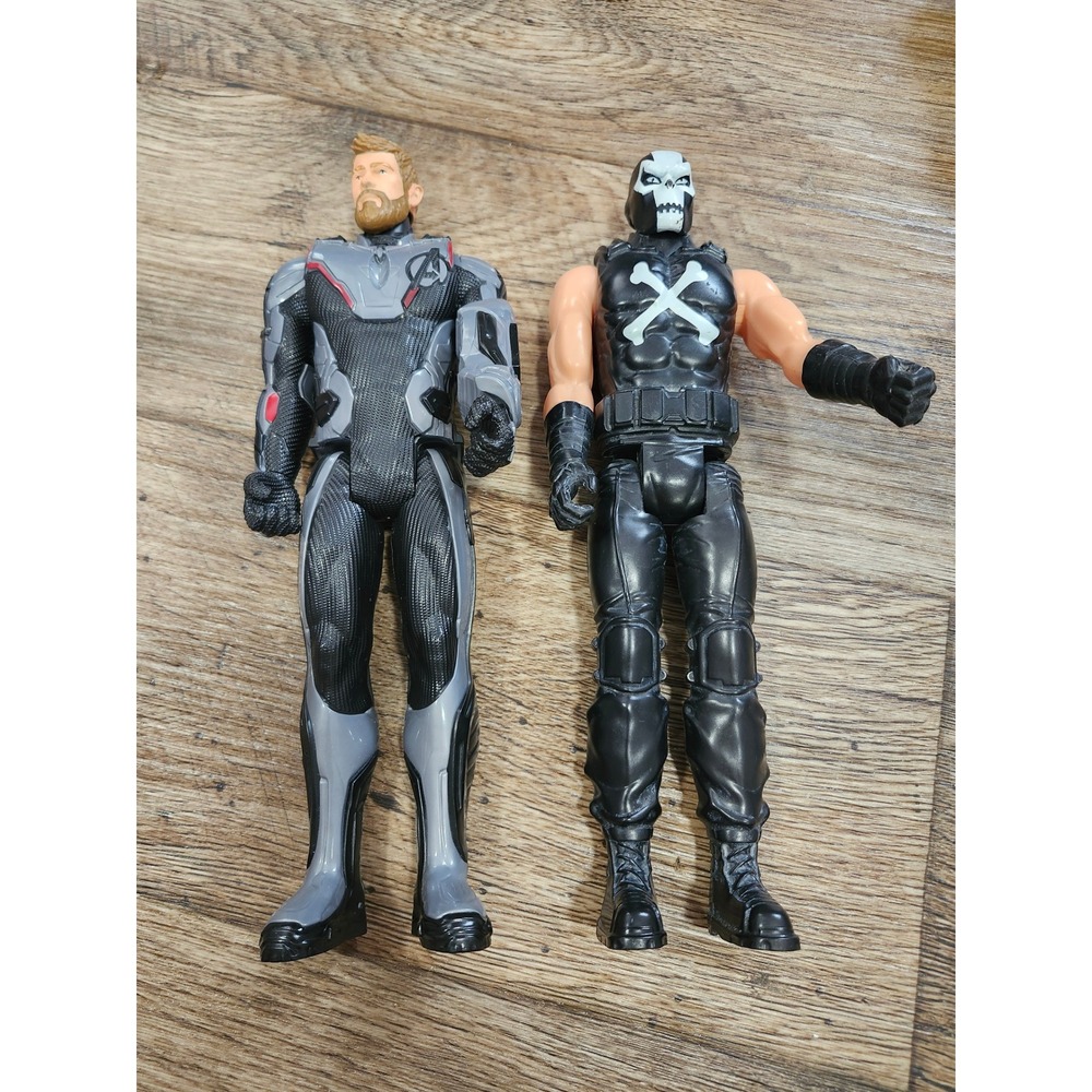 Marvel Avengers Titan Hero Series Thor Quantum Suit and Crossbones 12in Figures